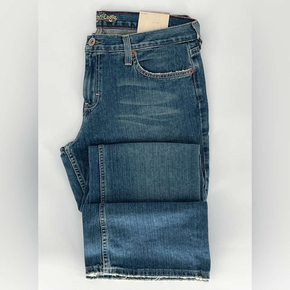 NWT American Eagle Vintage Wash Favorite Fit Flare Leg Jeans